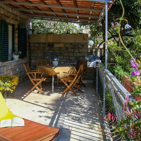 Holiday Home Garden Apartment - Brc650 By Interhome Sumartin Eksteriør bilde