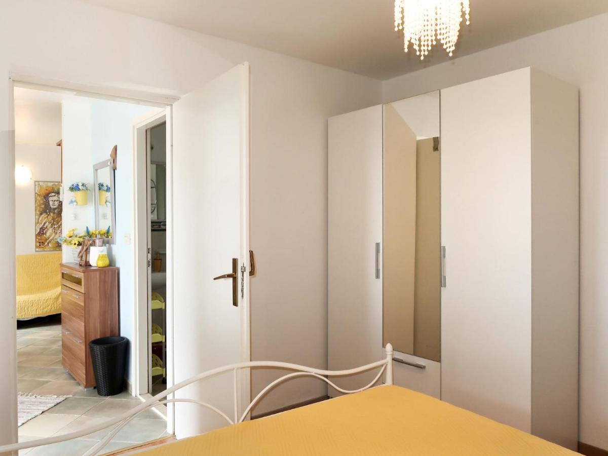 Holiday Home Garden Apartment - Brc650 By Interhome Sumartin Eksteriør bilde